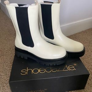 Shoedazzle- women’s white/black boots- size 11